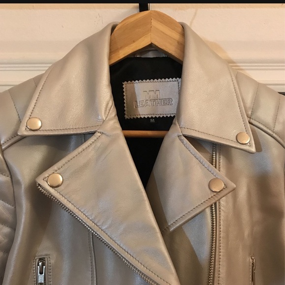 Womens Shiny Platinum Silver Leather Motorcycle Jacket - Picture 2 of 9
